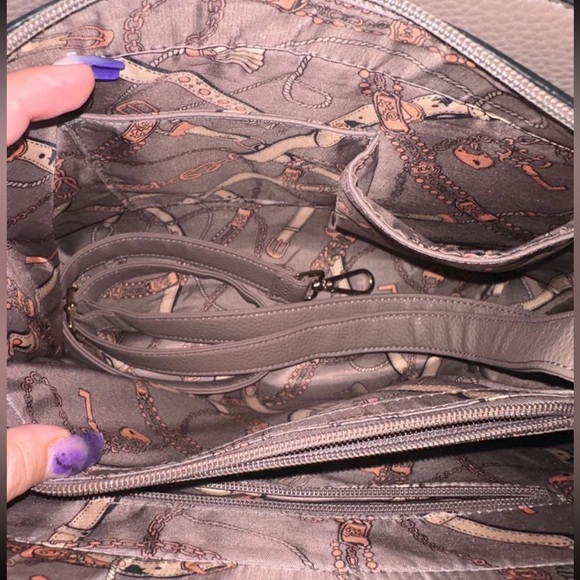 Purse - Picture 5 of 7